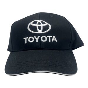 Toyota Motor Auto Logo Black and white Hat, Unisex adjustable strap